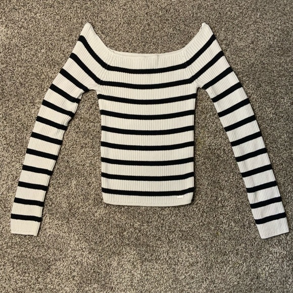 Black and White Striped Off-Shoulder Sweater - Picture 3 of 5